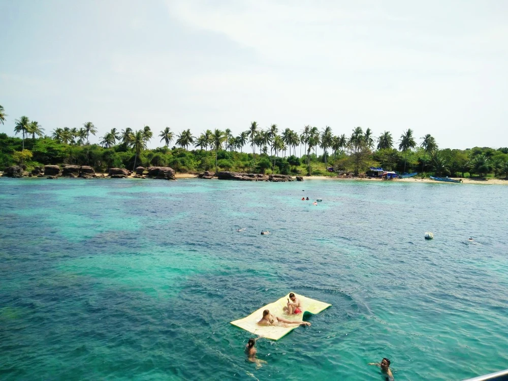 Review tour cano bốn đảo ở Phú Quốc